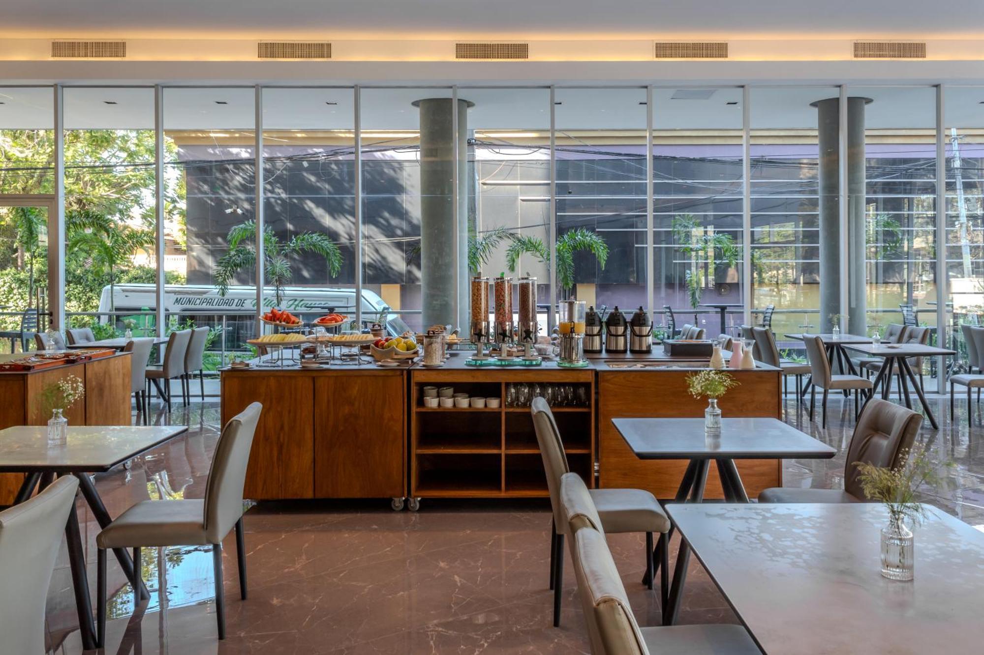 Hotel Tryp By Wyndham Asunción Esterno foto