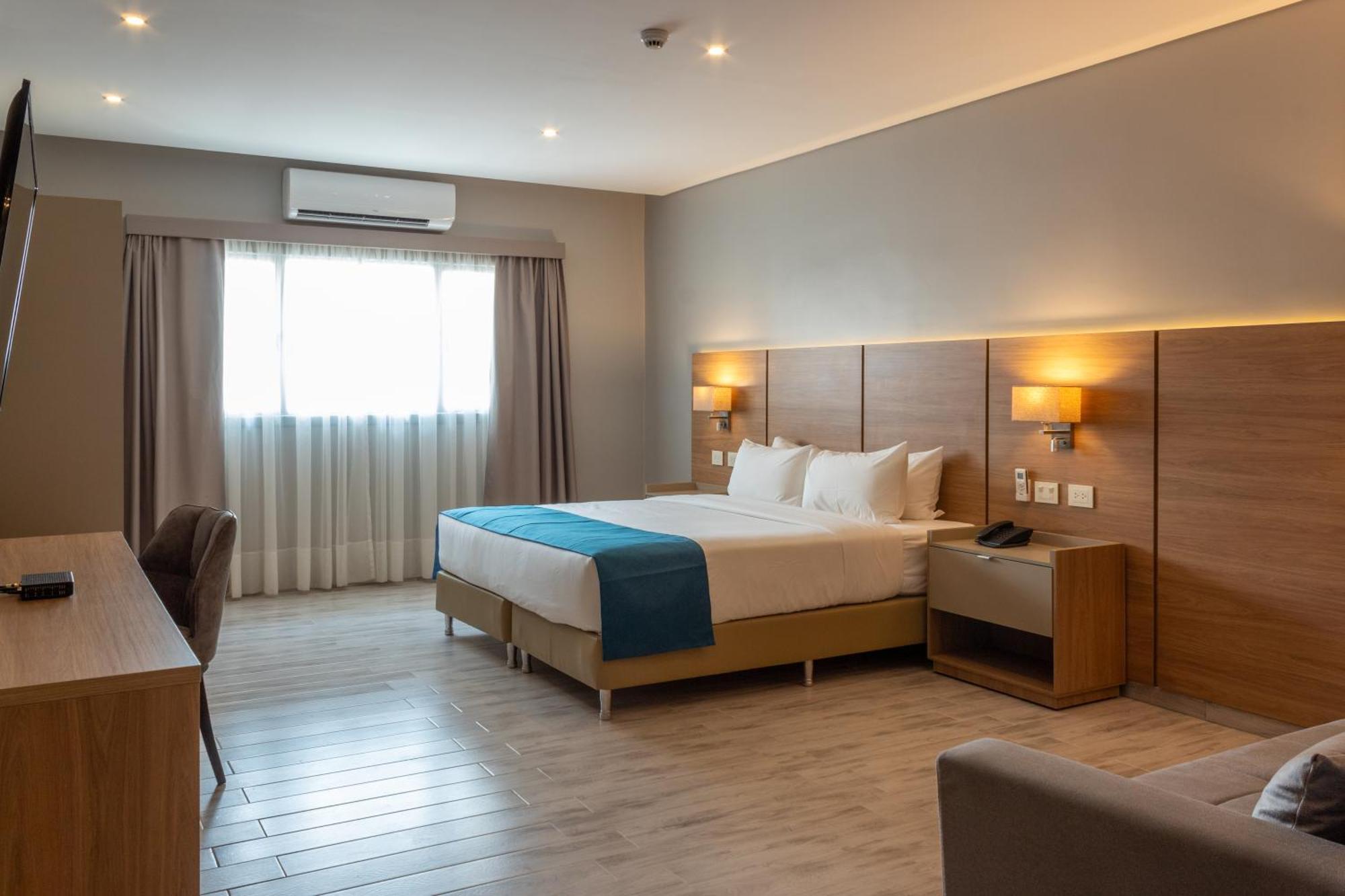 Hotel Tryp By Wyndham Asunción Esterno foto