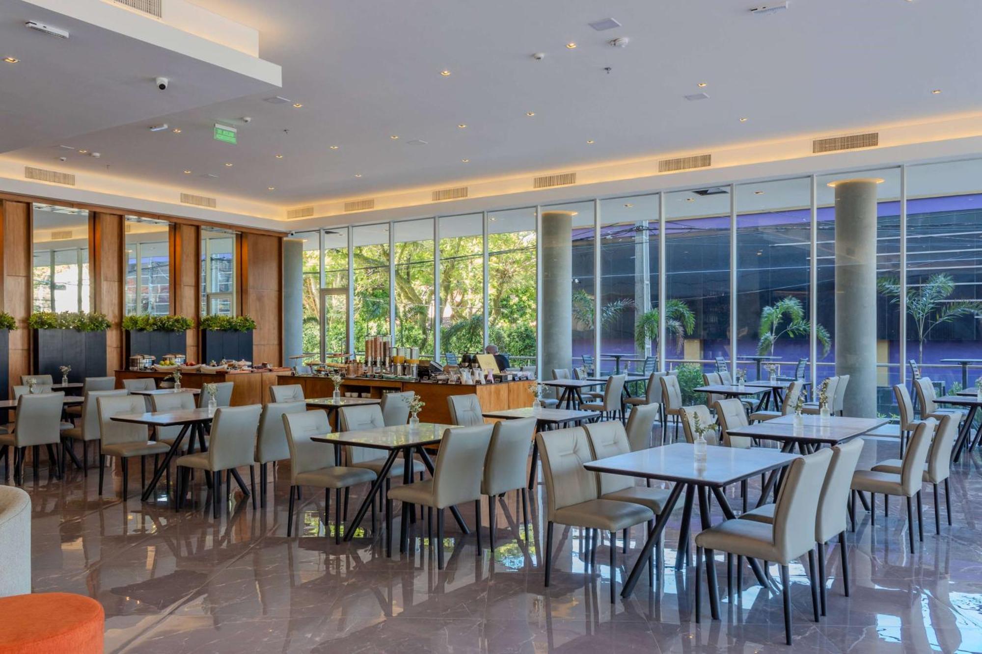 Hotel Tryp By Wyndham Asunción Esterno foto