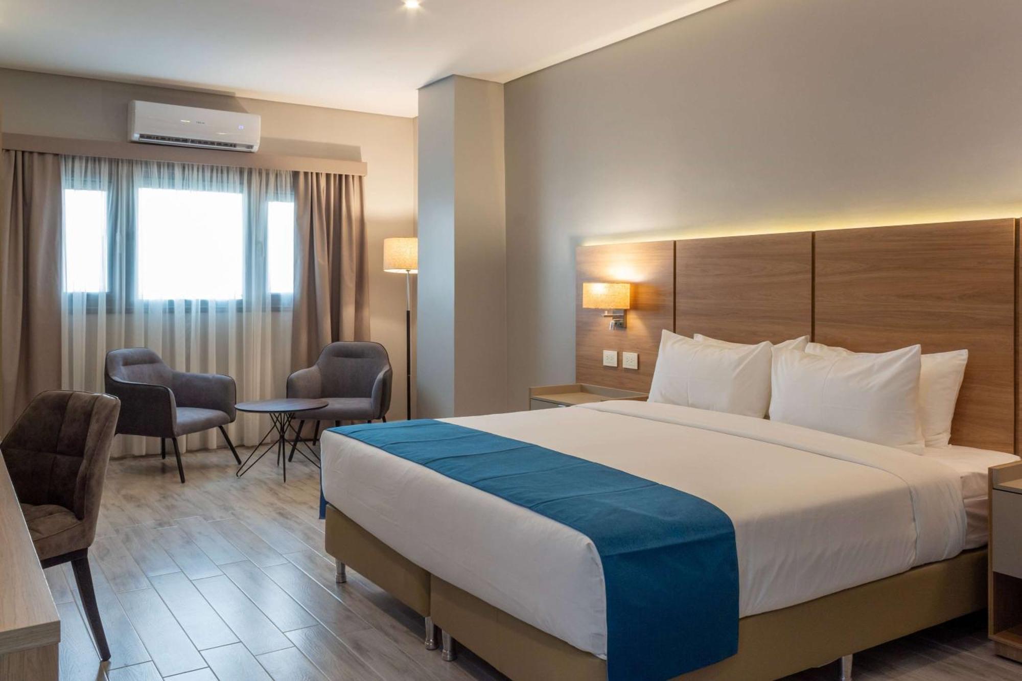 Hotel Tryp By Wyndham Asunción Esterno foto