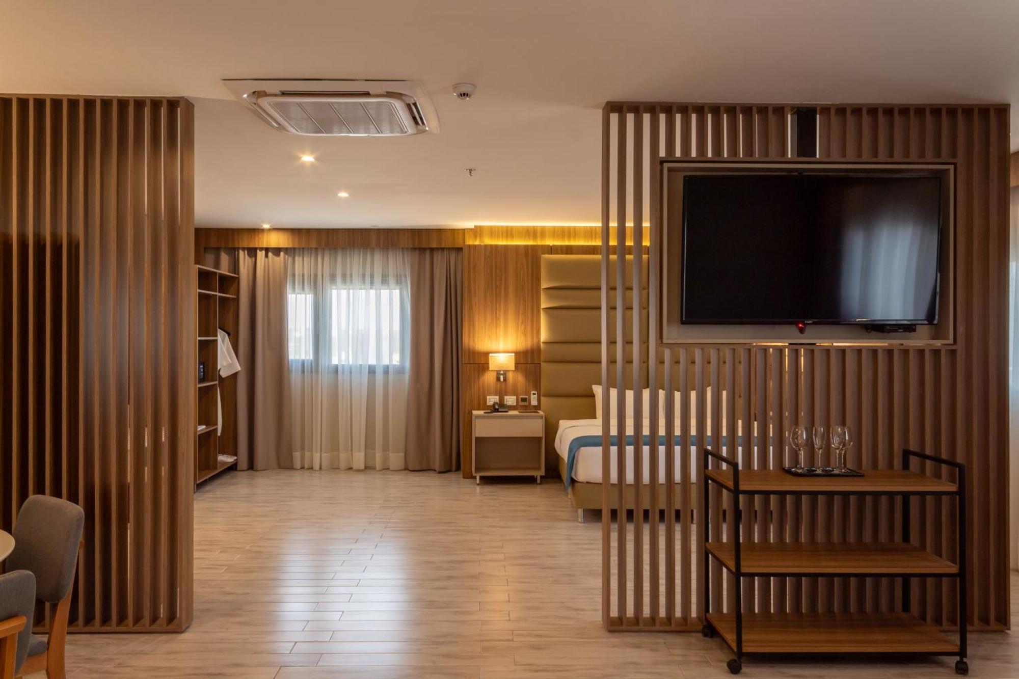 Hotel Tryp By Wyndham Asunción Esterno foto